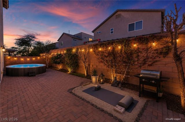 7733 Pyrenees Park Drive, Las Vegas, NV 89113