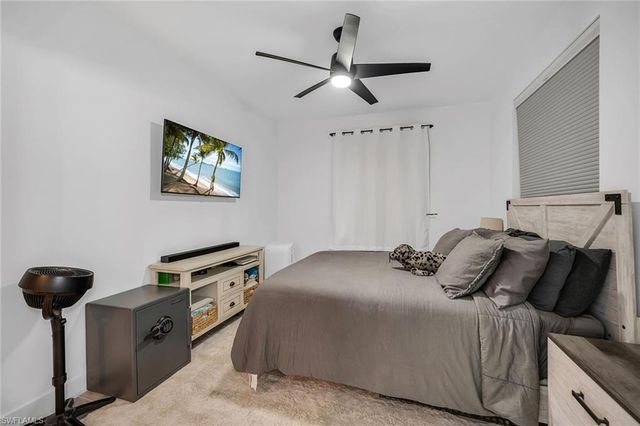 4620 Saint Croix LN # 918, Naples, FL 34109