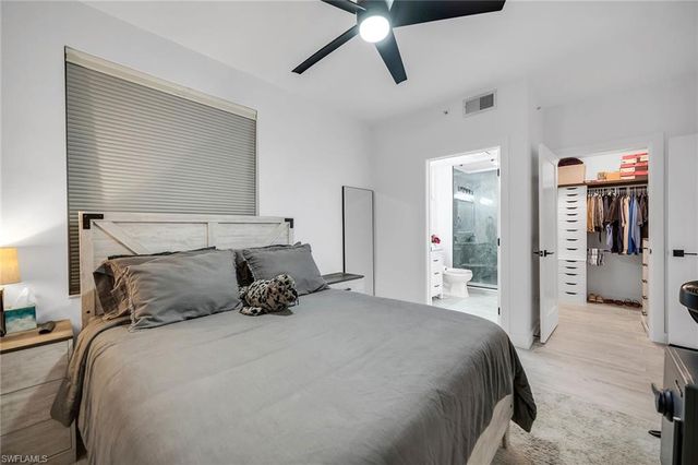 4620 Saint Croix LN # 918, Naples, FL 34109