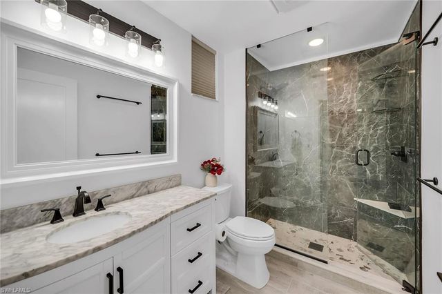 4620 Saint Croix LN # 918, Naples, FL 34109