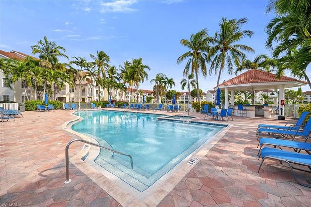 4620 Saint Croix LN # 918, Naples, FL 34109