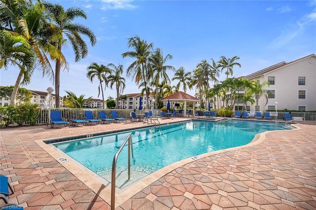 4620 Saint Croix LN # 918, Naples, FL 34109