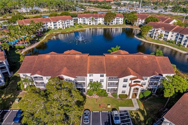 4620 Saint Croix LN # 918, Naples, FL 34109