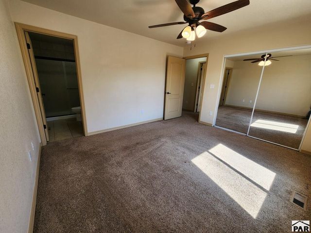 2306 Cliffmoor Ln, Pueblo, CO 81008
