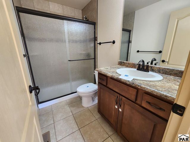 2306 Cliffmoor Ln, Pueblo, CO 81008