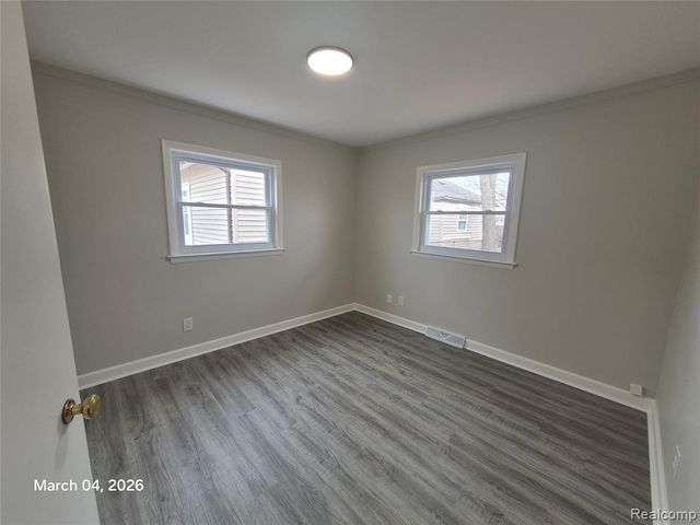 21237 Woodward Street, Clinton Township, MI 48035