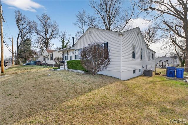 116 Graham Road, Florissant, MO 63031