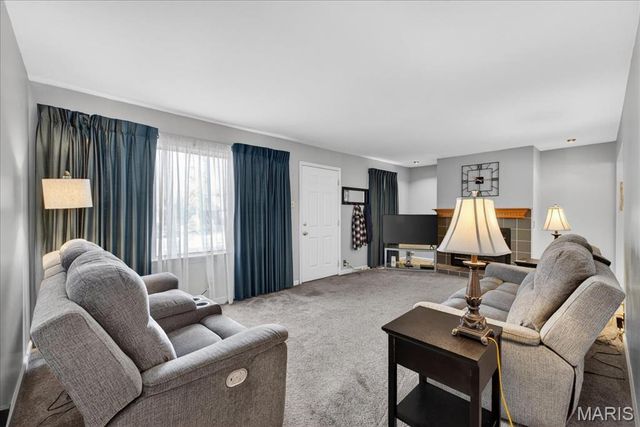 116 Graham Road, Florissant, MO 63031