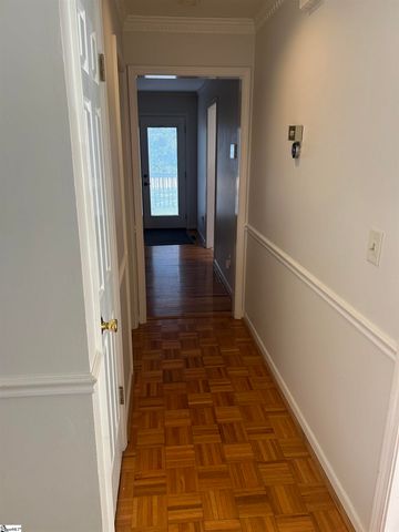 206 S Chancelor Drive, Simpsonville, SC 29681