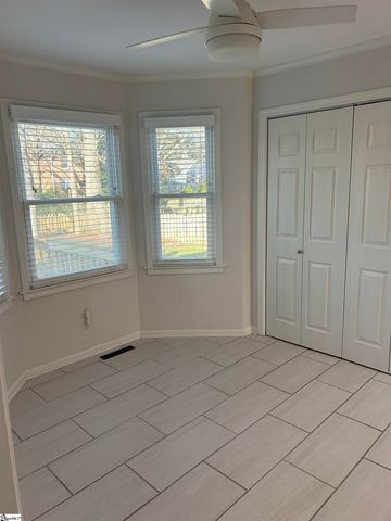 206 S Chancelor Drive, Simpsonville, SC 29681