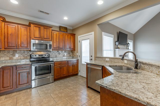 151 Holly Oak Lane, Ringgold, GA 30736