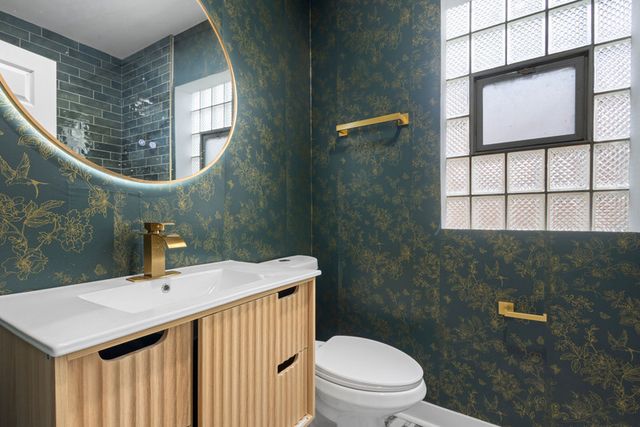 602 E 88th Place, Chicago, IL 60619