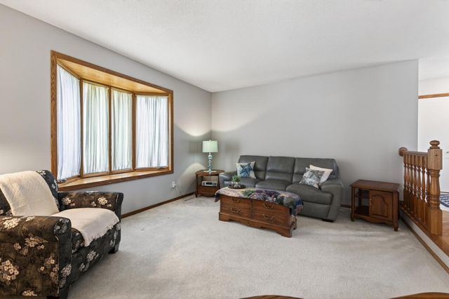 12014 Sycamore Street NW, Coon Rapids, MN 55448