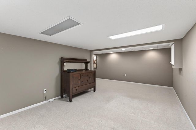 12014 Sycamore Street NW, Coon Rapids, MN 55448