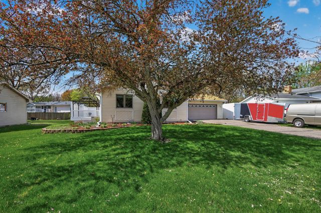 12014 Sycamore Street NW, Coon Rapids, MN 55448