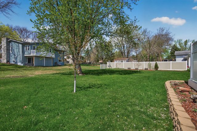 12014 Sycamore Street NW, Coon Rapids, MN 55448