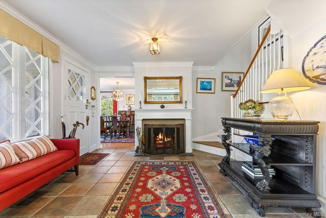 7 Avon Road, Bronxville, NY 10708