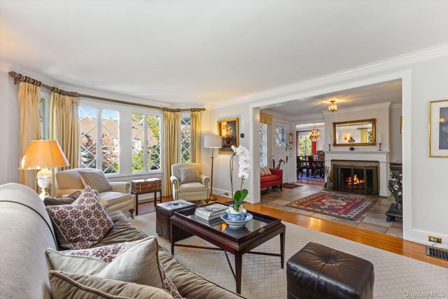 7 Avon Road, Bronxville, NY 10708