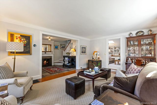 7 Avon Road, Bronxville, NY 10708