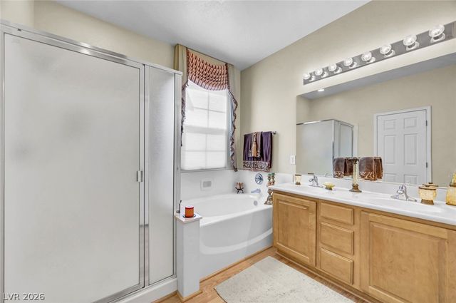 2460 Summer Home Street, Las Vegas, NV 89135