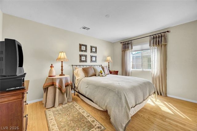 2460 Summer Home Street, Las Vegas, NV 89135