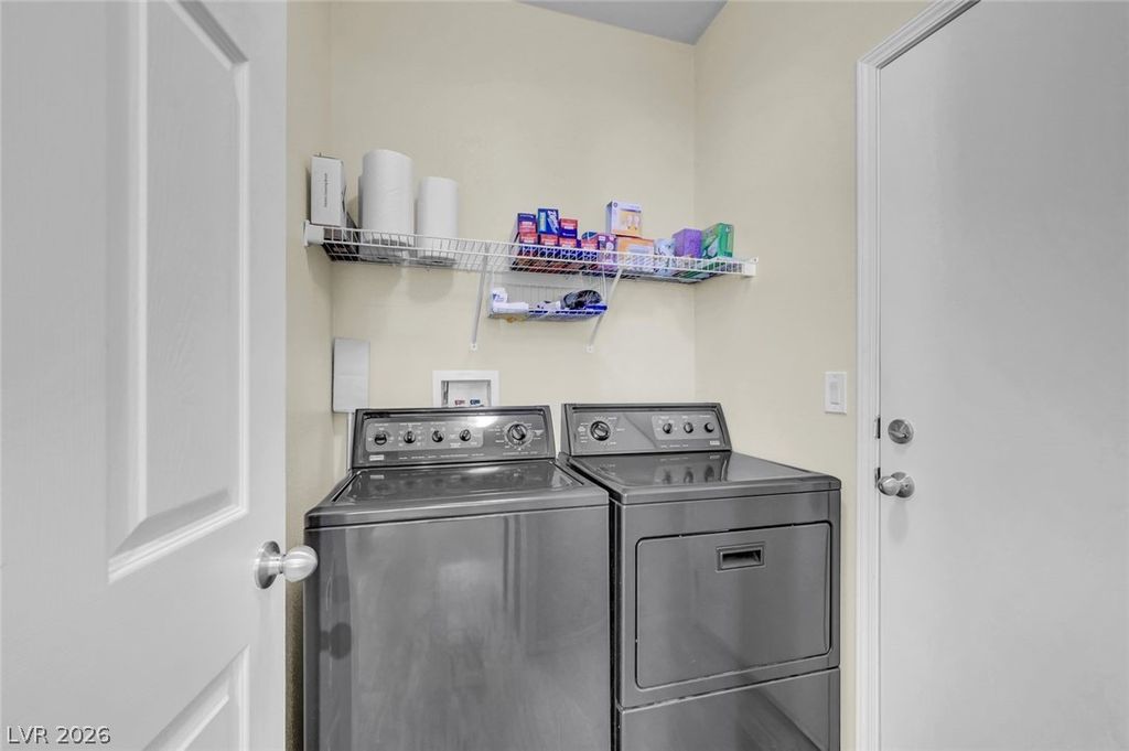 Image 14 of property listing at 2460 Summer Home Street, Las Vegas, NV 89135