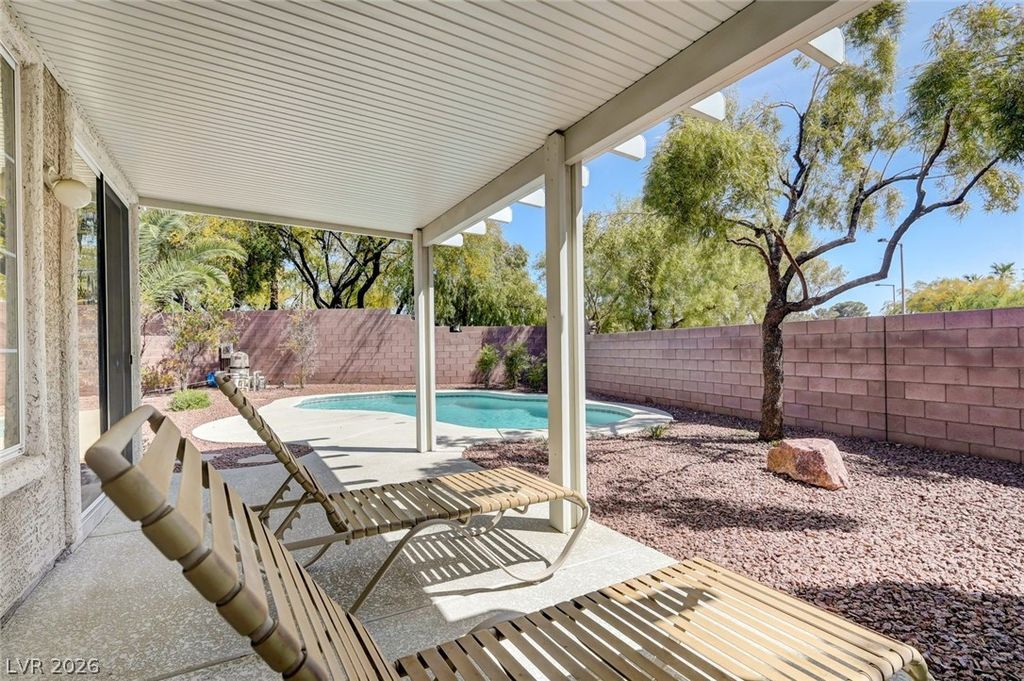 Image 26 of property listing at 2460 Summer Home Street, Las Vegas, NV 89135
