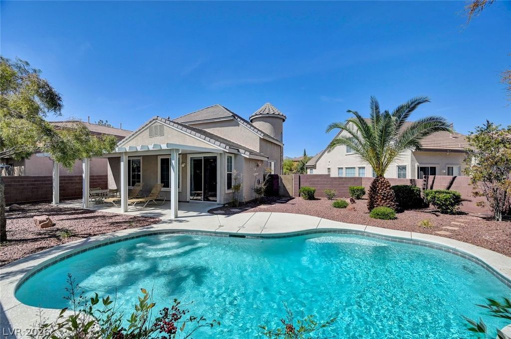 Image 28 of property listing at 2460 Summer Home Street, Las Vegas, NV 89135