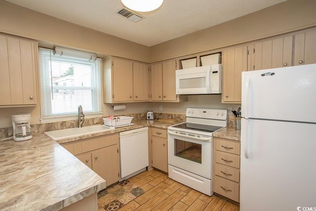 405 13th Ave S Apt K, Myrtle Beach, SC 29577