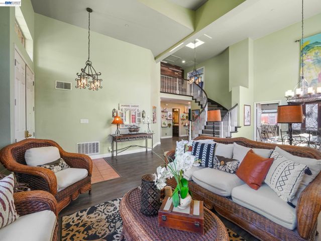 32264 Derby Street, Union City, CA 94587