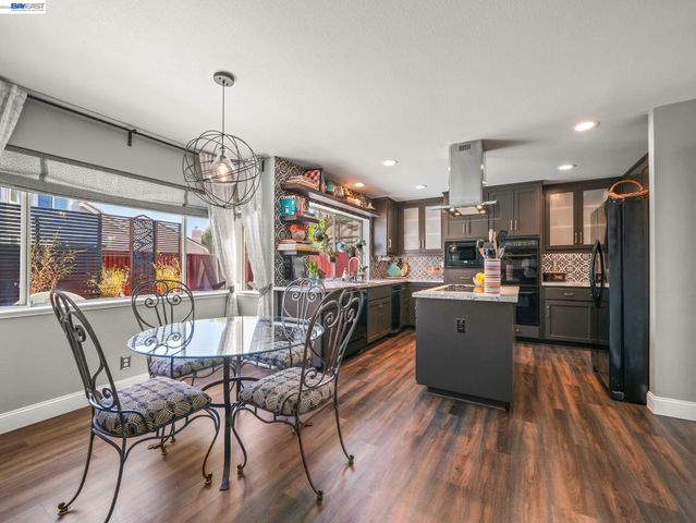 32264 Derby Street, Union City, CA 94587