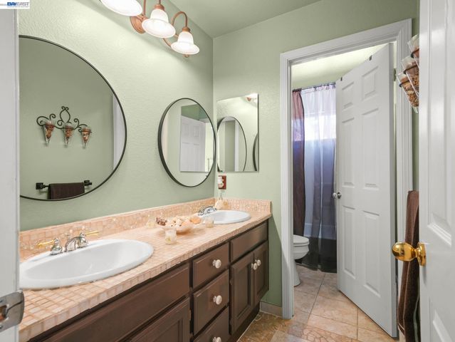 32264 Derby Street, Union City, CA 94587
