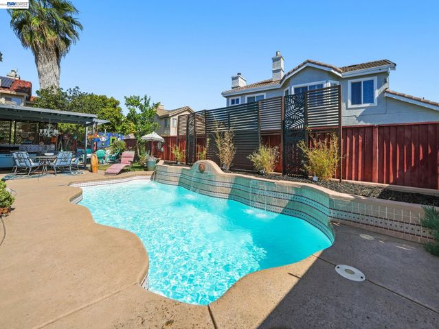 32264 Derby Street, Union City, CA 94587