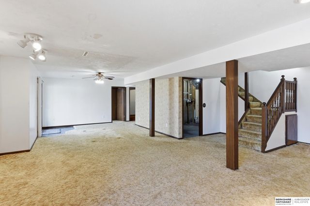 11128 W Lakeshore Drive, Blair, NE 68008