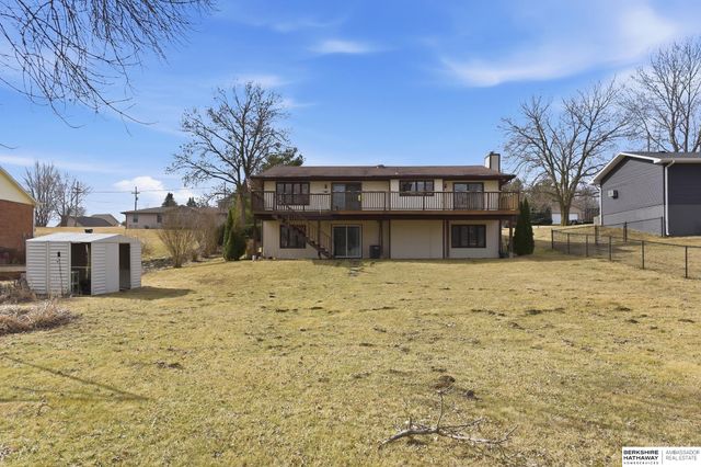 11128 W Lakeshore Drive, Blair, NE 68008