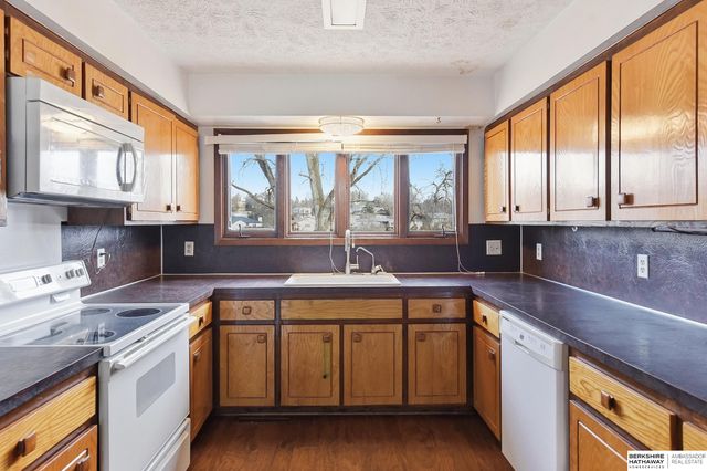 11128 W Lakeshore Drive, Blair, NE 68008