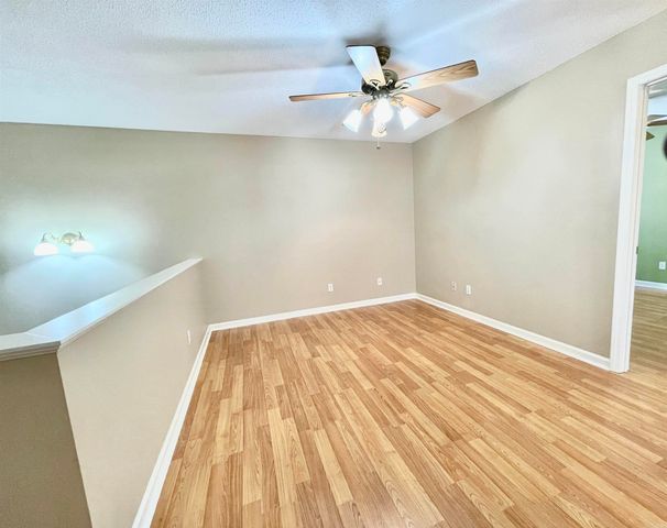 16 Winona Drive, Maumelle, AR 72113