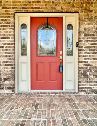 16 Winona Drive, Maumelle, AR 72113