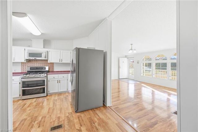 141 Sunburst Lane, Mocksville, NC 27028