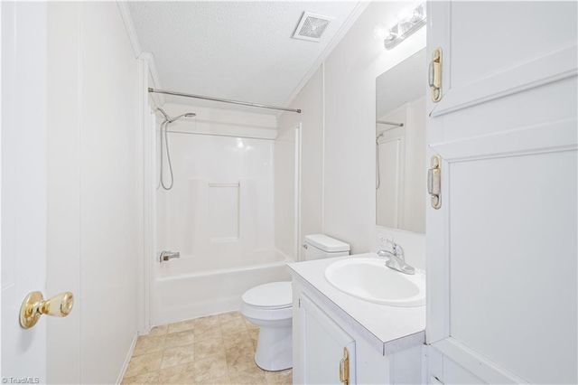 141 Sunburst Lane, Mocksville, NC 27028