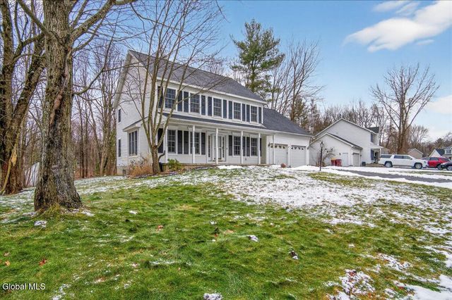 11 Patroon Way, Halfmoon, NY 12065