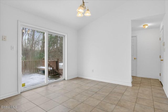 11 Patroon Way, Halfmoon, NY 12065