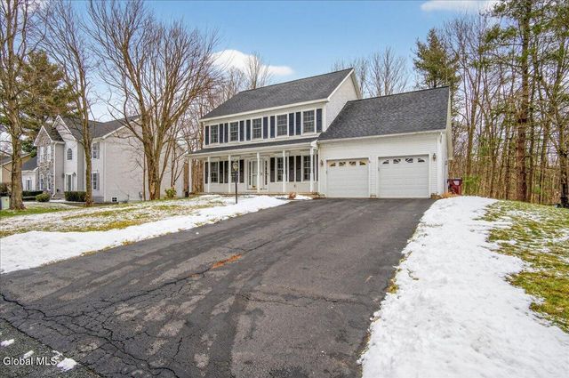 11 Patroon Way, Halfmoon, NY 12065