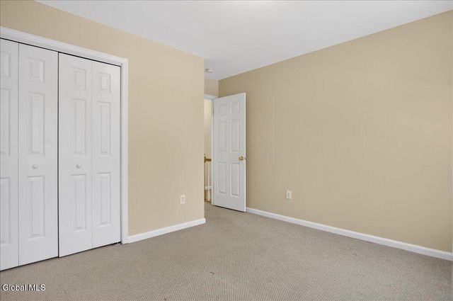 11 Patroon Way, Halfmoon, NY 12065