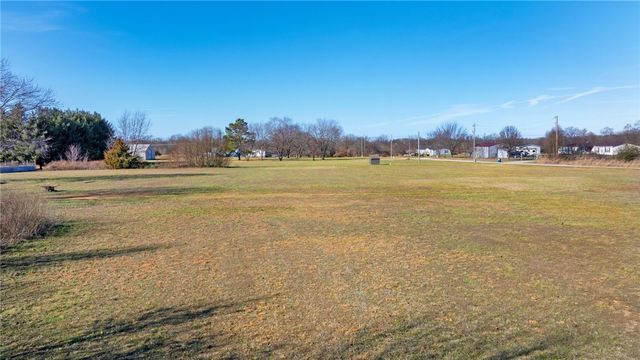 Hunters Xing Road, Gentry, AR 72734