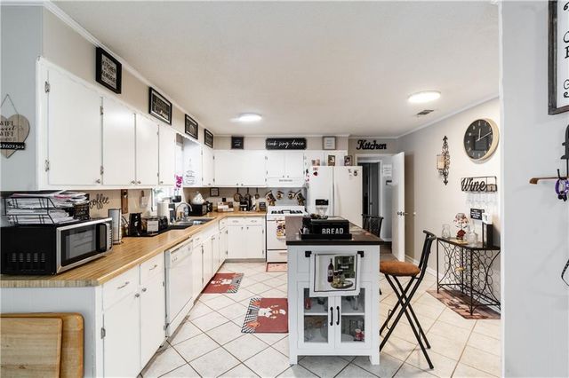 8053 Old Cherry N Drive, Theodore, AL 36582