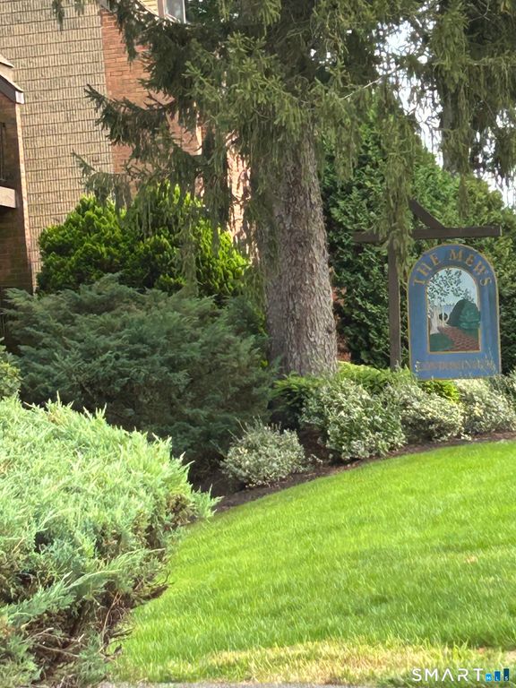 38 North Main Street APT 32, West Hartford, CT 06107