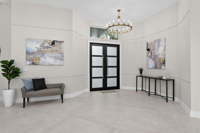 16076 Villa Vizcaya Place, Delray Beach, FL 33446