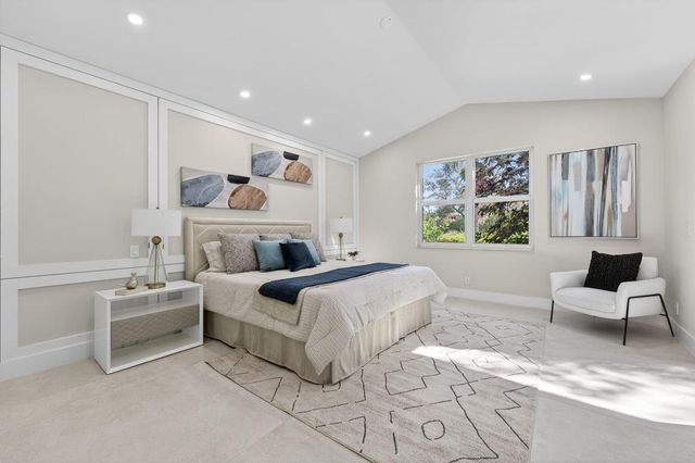 16076 Villa Vizcaya Place, Delray Beach, FL 33446