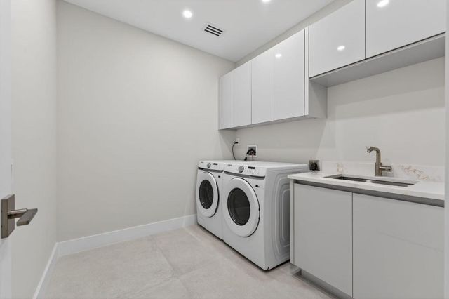 16076 Villa Vizcaya Place, Delray Beach, FL 33446